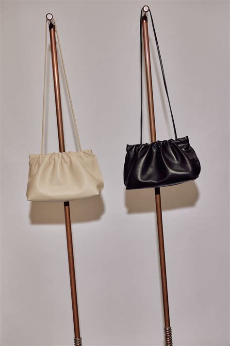 a esque bag sale